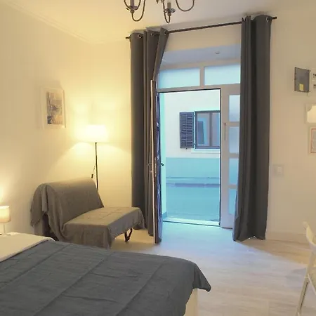 Apartmaji Diversorio شقة إيزولا
