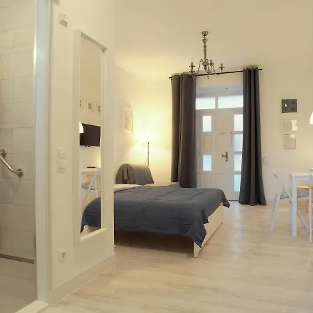 Apartmaji Diversorio * إيزولا