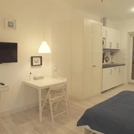 Apartmaji Diversorio إيزولا