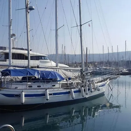 Apartmaji Diversorio * إيزولا