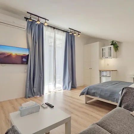 Apartmaji Diversorio إيزولا
