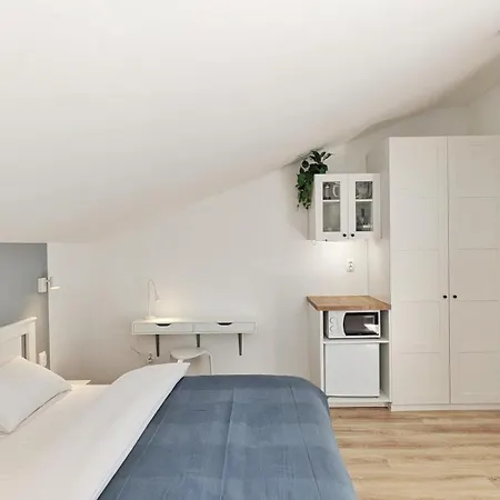 Apartmaji Diversorio * Izola