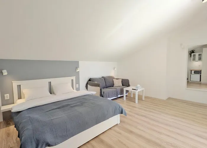 Apartment Apartmaji Diversorio *